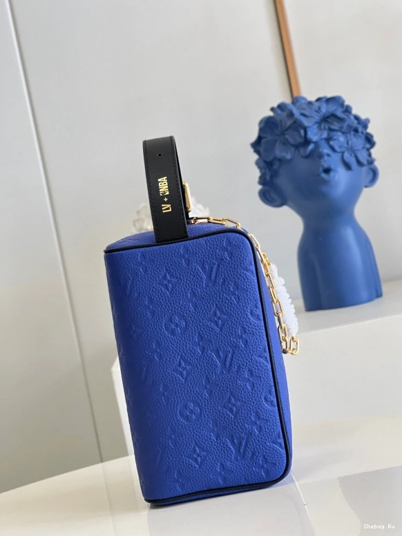 VUITTON LOUIS KIT DOPP 0723